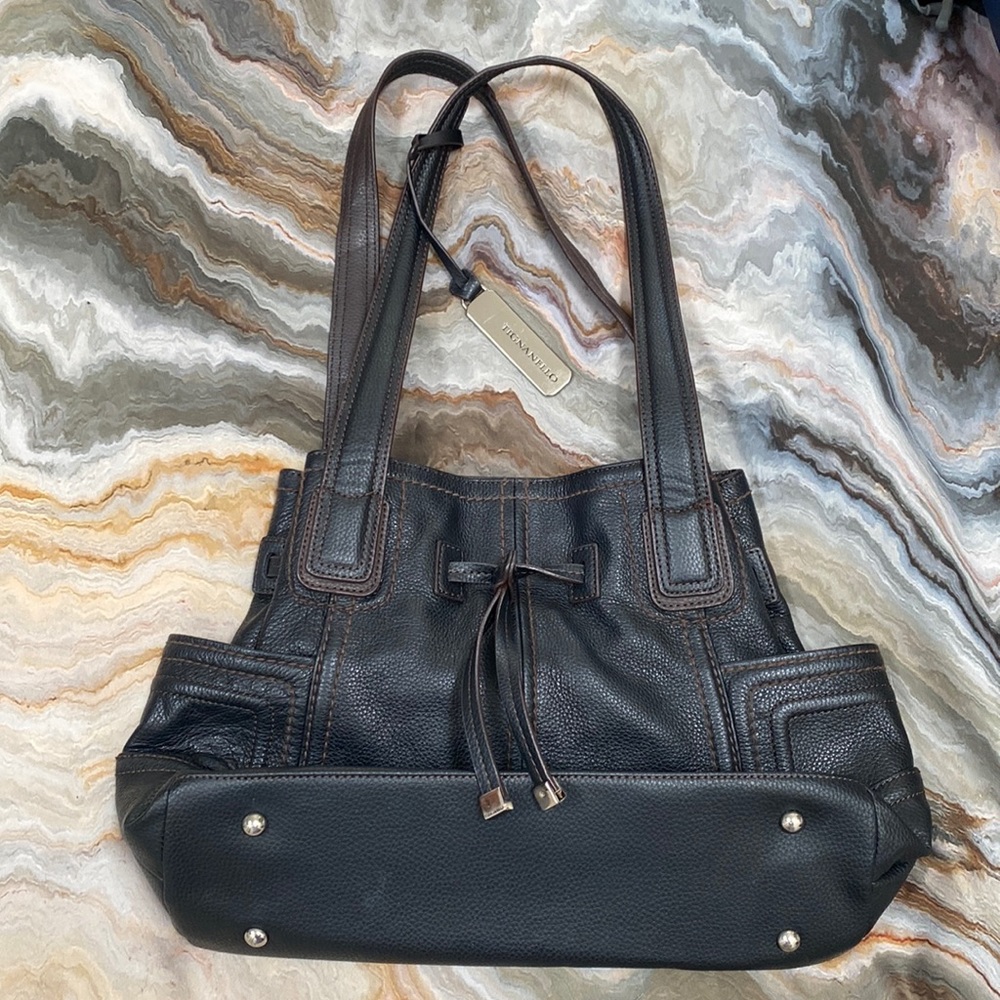 Tignanello brown black leather lined purse great condition